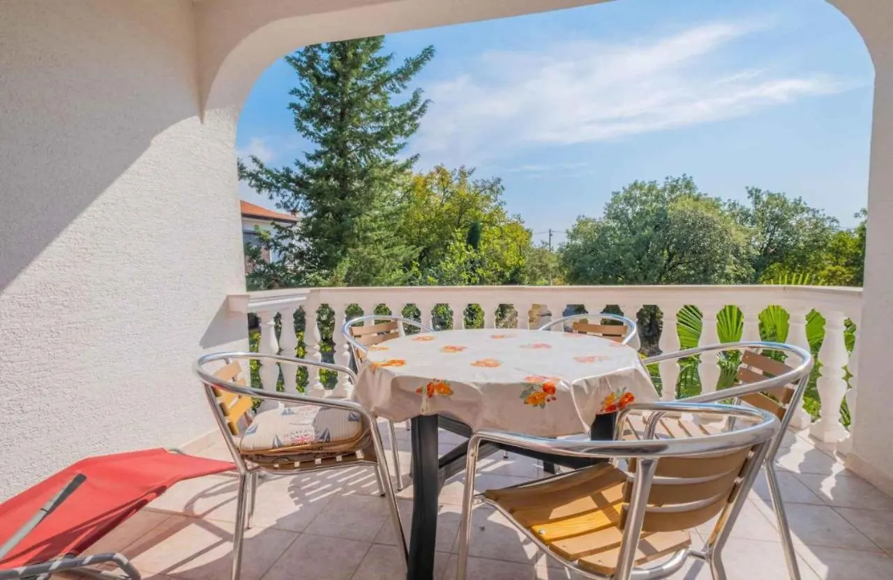 Apartments In Jadranovo 41876