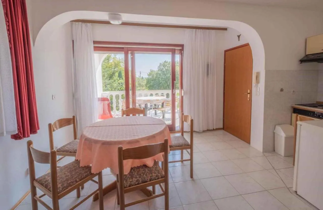 Apartments In Jadranovo 41876